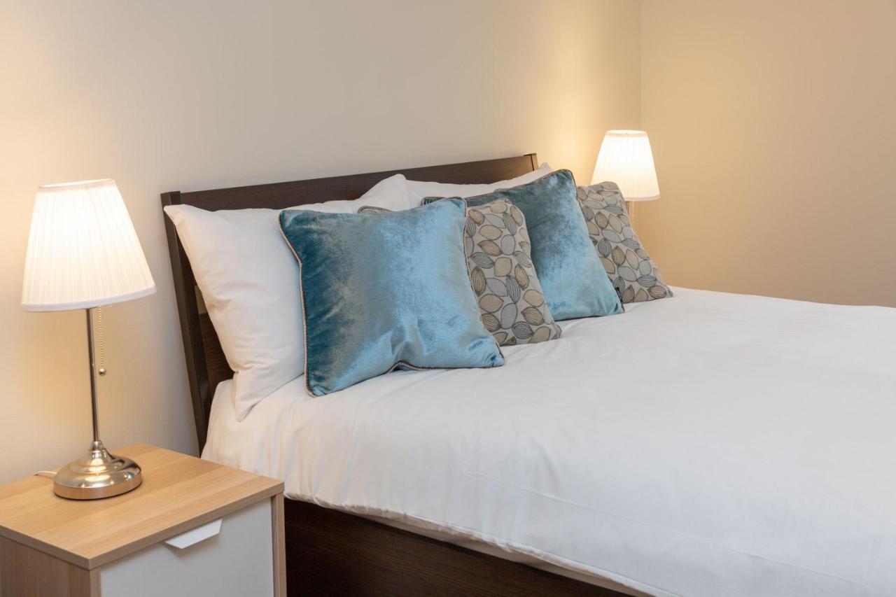 Apartment Royal Crossharbour *