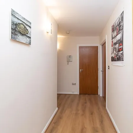 Royal Crossharbour Apartment London Exterior photo